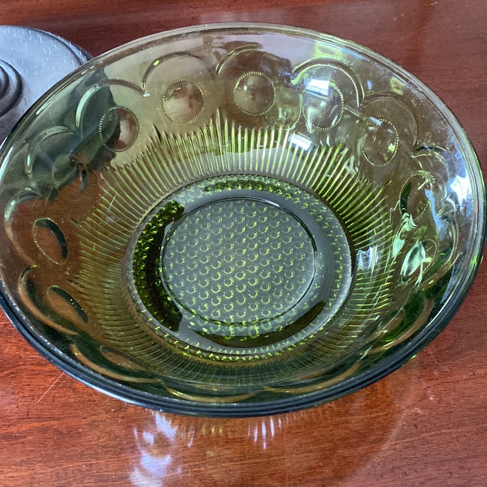 Bartlett-Collins St Genevieve Pattern Green Glass Serving Bowl